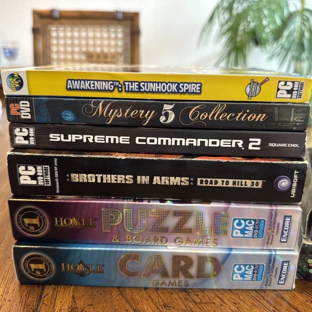 PC DVD & CD-ROMGame Lot Of 13 Games